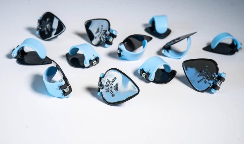 Black Mountain Light Gauge Thumb Picks for Acoustic Guitar, Electric Guitar, Ukulele, Banjo, and More - Spring Loaded Universal Fit for Medium to XL Thumbs - Premium Finger Picks - Image 4
